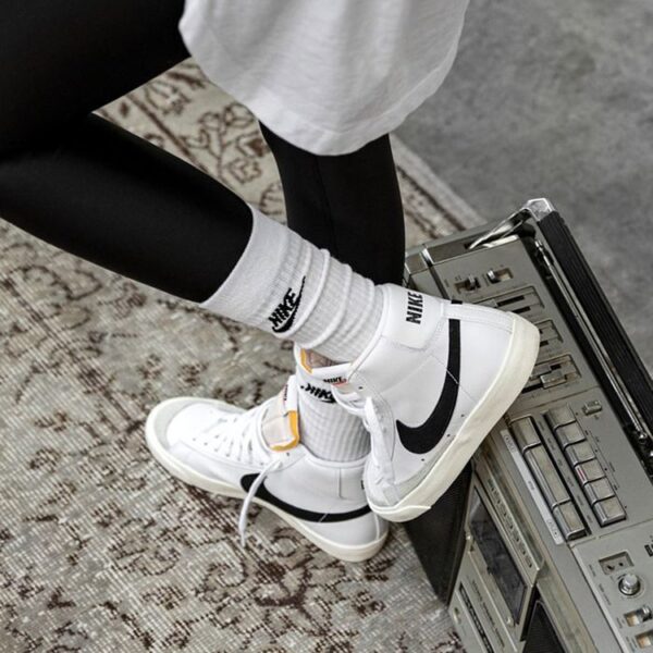 Giày Nike Wmns Blazer Mid 77 Vintage 'White Black' CZ1055-100 - Ảnh 4