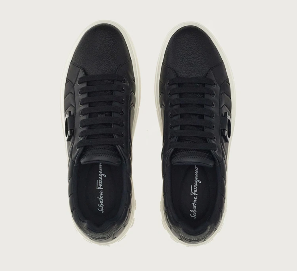 Giay Salvatore Ferragamo Gancini 'Black' 020776-753821