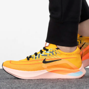 Giay Nike Zoom Fly 4 University 'Gold Magma Orange' DO2421-739