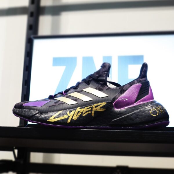 Giày Adidas Cyberpunk 2077 x X9000L4 'Black Metallic Gold' FZ3090 - Ảnh 2