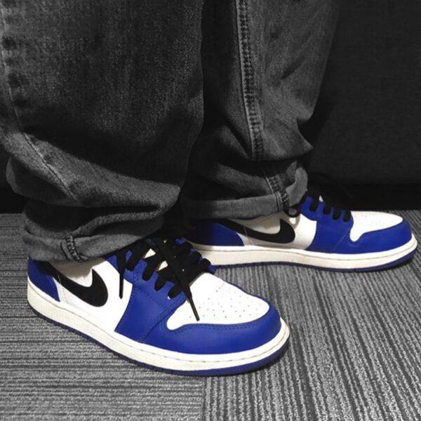 Giày Nike Air Jordan 1 Low GS 'Game Royal'  553560-124 - Ảnh 2