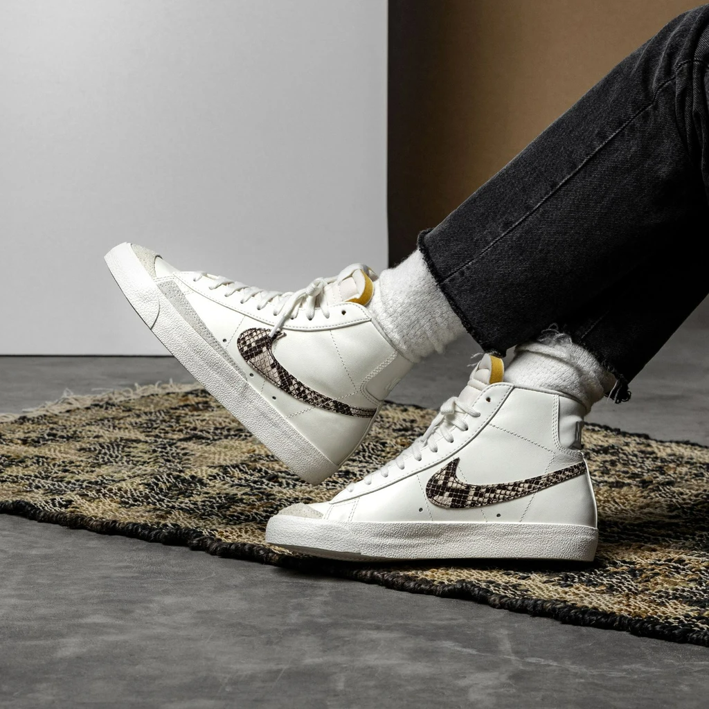 Giày Nike Wmns Blazer Mid '77 SE 'Snakeskin' DA8736-100 - Ảnh 3