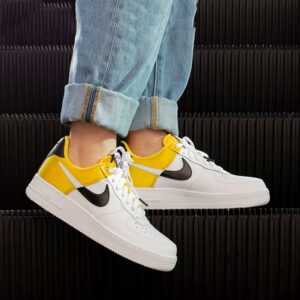 Alternative view of Giày NBA x Nike Air Force 1 '07 LV8 'Amarillo' BQ4420-700