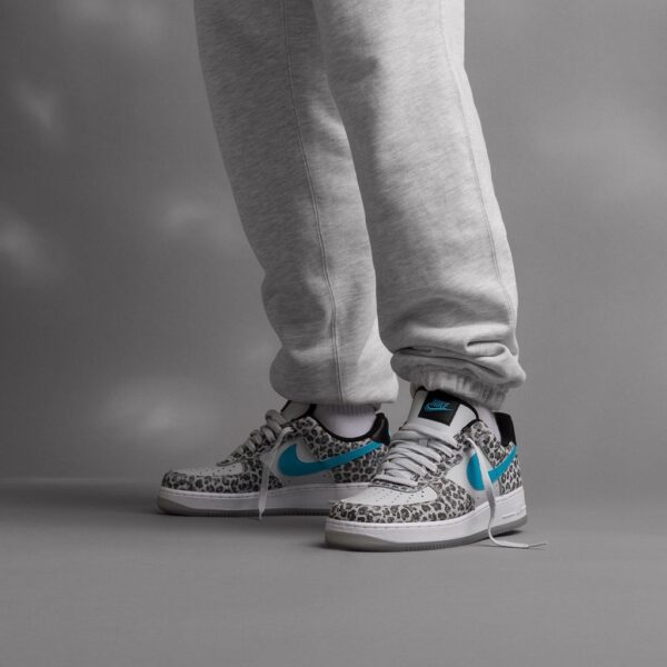 Giày Nike Air Force 1 Low Premium 'Snow Leopard' DJ6192-001 - Ảnh 2