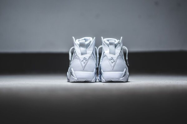Giày Nike Air Jordan 7 Retro 'Pure Platinum' 304775-120 - Ảnh 14