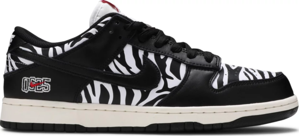 Giày Nike Quartersnacks x Dunk Low SB 'Little Debbie's Zebra Cakes' DM3510-001