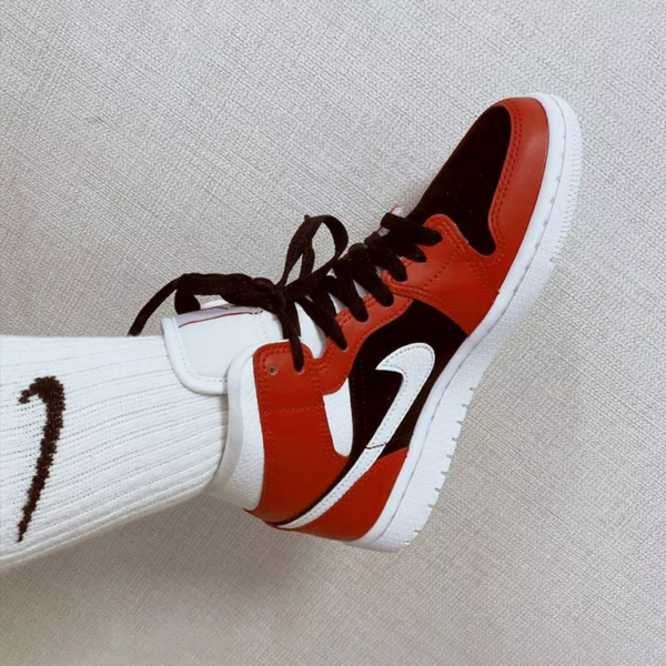 Giày Nike Air Jordan 1 Mid 'Gym Red Black' BQ6472-601 - Ảnh 6