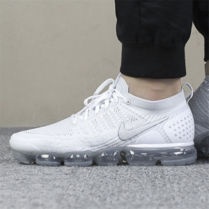 Alternative view of Giày Nike Air VaporMax Flyknit 2 'Vast Grey' 942842-105