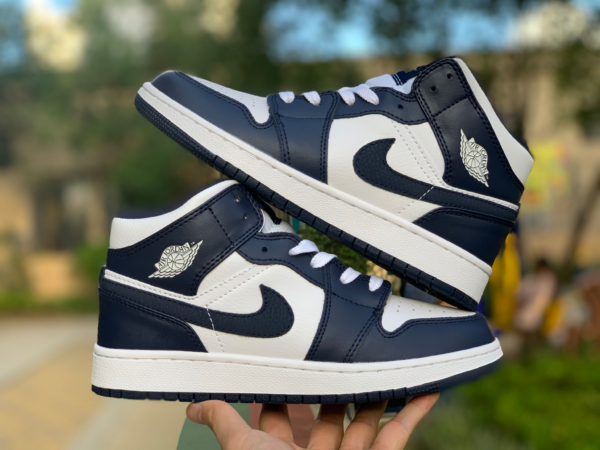 Giày Nike Air Jordan 1 Mid GS 'Obsidian' 554725-174 - Ảnh 9