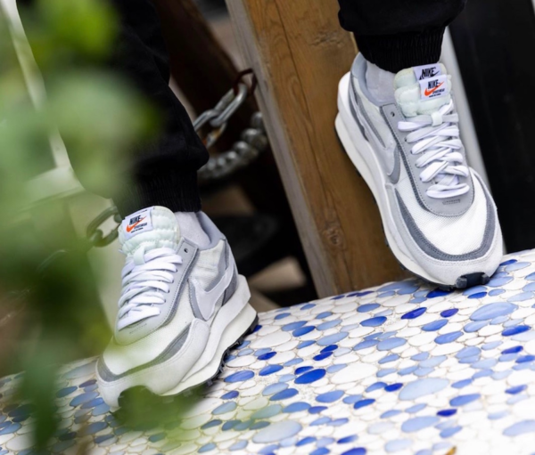 Giày Nike Sacai x LDWaffle 'Summit White' BV0073-100 - Ảnh 4