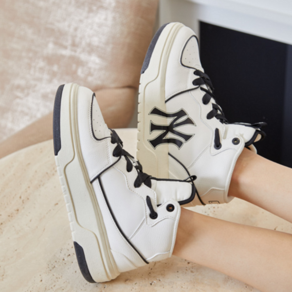 Giày MLB Chunky Liner High New York Yankees White Black 3ASXCB12N-50IVS - Ảnh 4