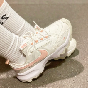 Giay Nike TC 7900 'Sail Arctic Orange' FB7171-181