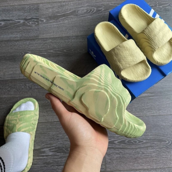 Dép Adidas Adilette 22 Slides 'Magic Lime Desert Sand' GY1597 - Ảnh 6