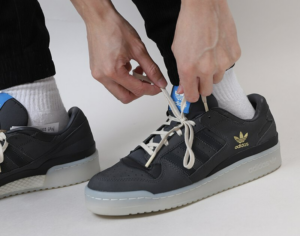 Alternative view of Giày Adidas Forum Low 'Dark Grey Solid' HQ1507