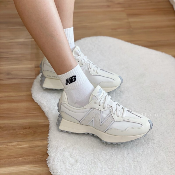 Giày New Balance 327 'White Pack' MS327WP - Ảnh 3