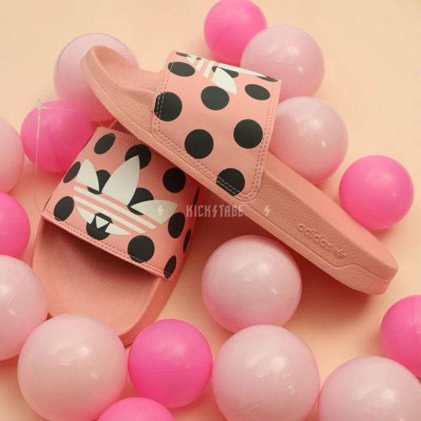 Dép Adidas Wmns Adilette Lite Slides 'Trefoil Logo Polka Dot Pink' FU9149 - Ảnh 3