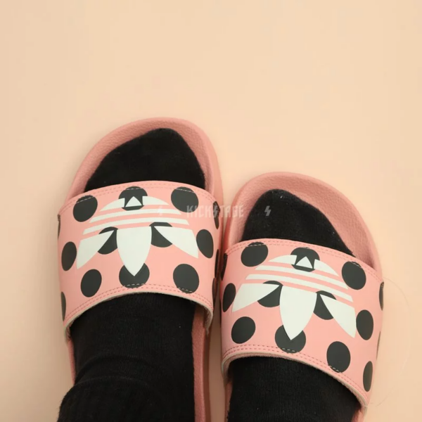 Dép Adidas Wmns Adilette Lite Slides 'Trefoil Logo Polka Dot Pink' FU9149 - Ảnh 2