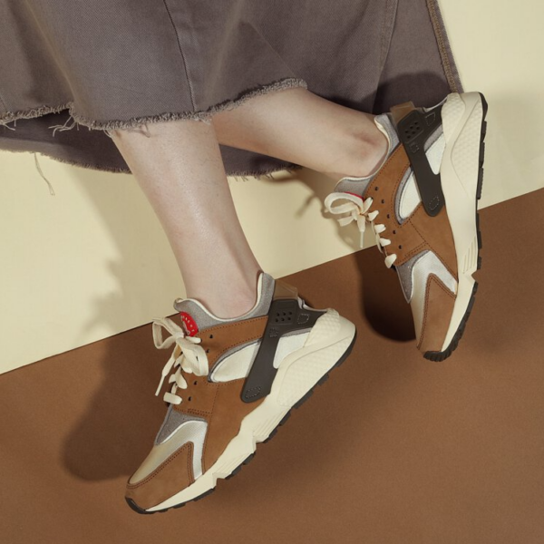 Giày Nike Stussy x Air Huarache LE 'Desert Oak' 2021 DD1381-200 - Ảnh 3