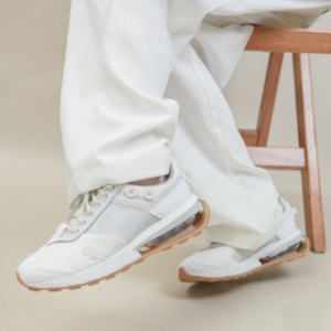 Alternative view of Giày Nike Air Max Pre-day "Voodoo" DR1007-011