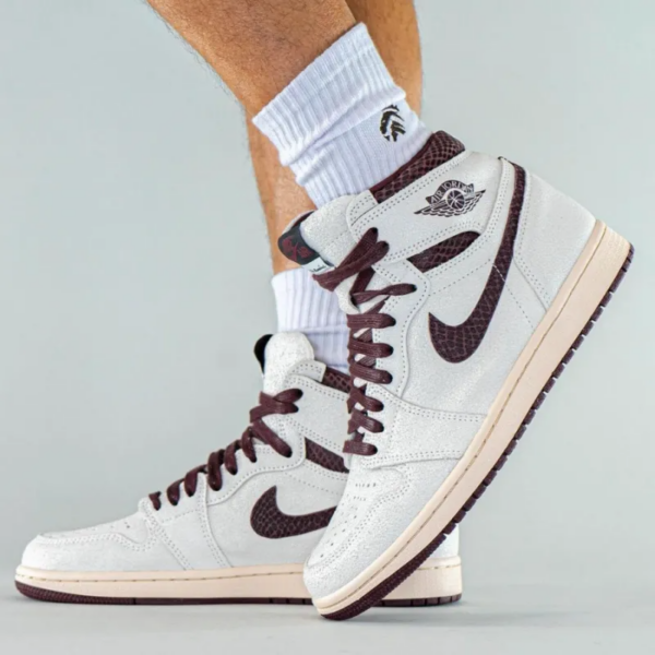 Giày Nike A Ma Maniére x Air Jordan 1 High OG 'Airness' DO7097-100 - Ảnh 2
