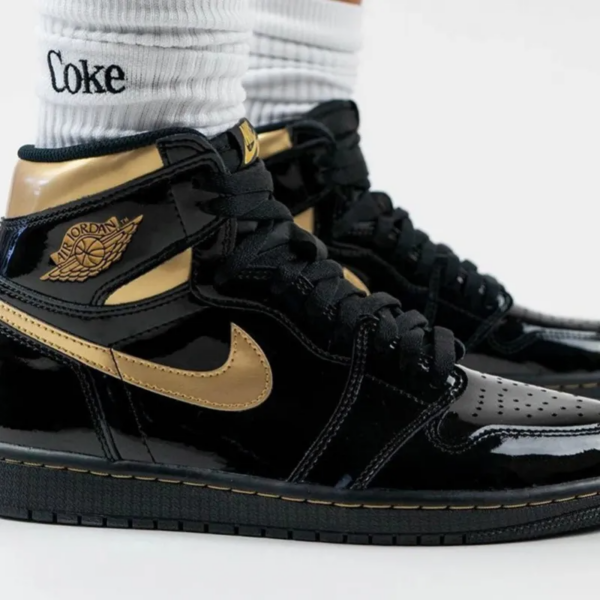 Giày Nike Air Jordan 1 Retro High OG 'Black Metallic Gold' 555088-032 - Ảnh 3