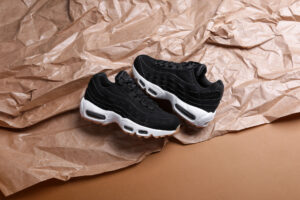 Alternative view of Giày Nike Air Max 95 'Black' 307960-017
