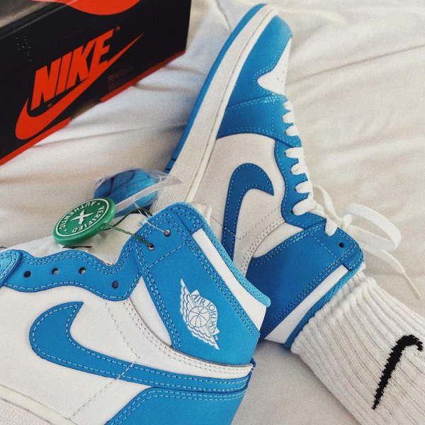 Giày Nike Air Jordan 1 Retro High OG BG 'UNC' 575441-117 - Ảnh 5
