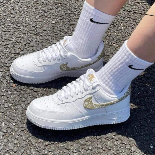 Giày Nike Air Force 1 Low 'White Barely' DJ9942-101 - Ảnh 2