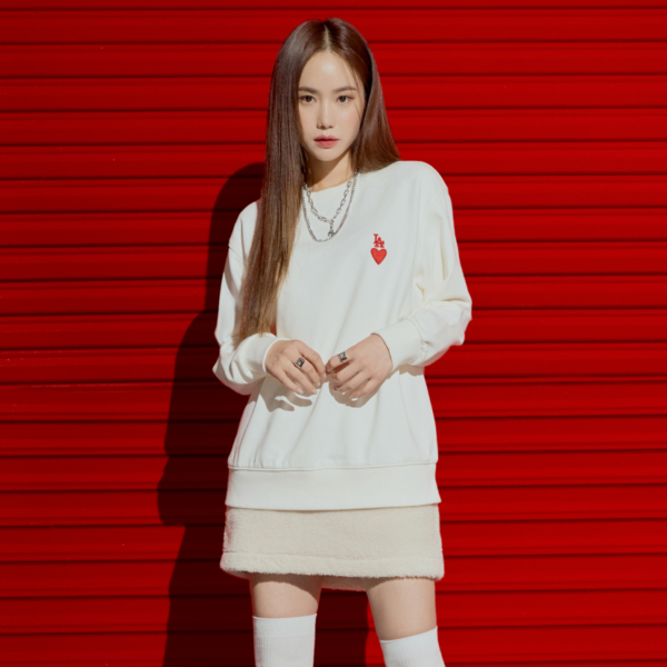 Áo MLB Heart Back Big Logo Sweater 3AMTH0314-07IVS - Ảnh 8