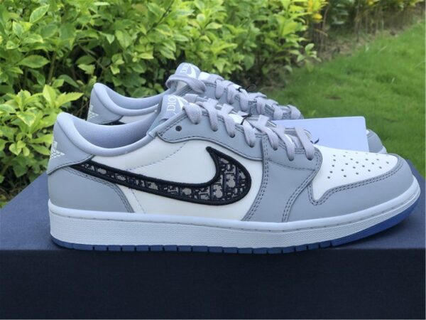 Giày Nike Air Jordan 1 Retro Low Dior CN8608-002 - Ảnh 4