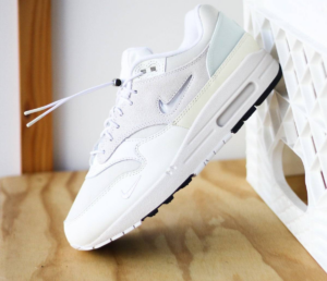 Giay Nike Air Max 1 'Hangul Day' DZ5317-121