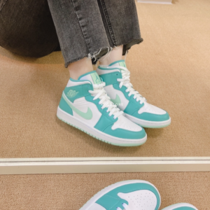 Alternative view of Giày Nike Air Jordan 1 Mid 'Washed Teal Mint Foam' DV2229-300