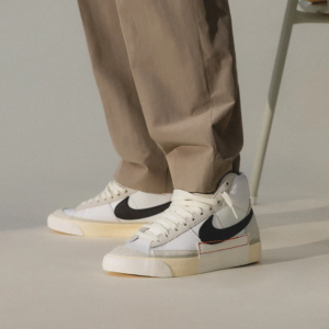 Giay Nike Blazer '77 Pro Club 'Light Bone Black' DQ7673-100