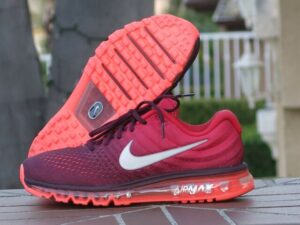 Alternative view of Giày Nike Air Max 2017 'Night Maroon' 849559-601