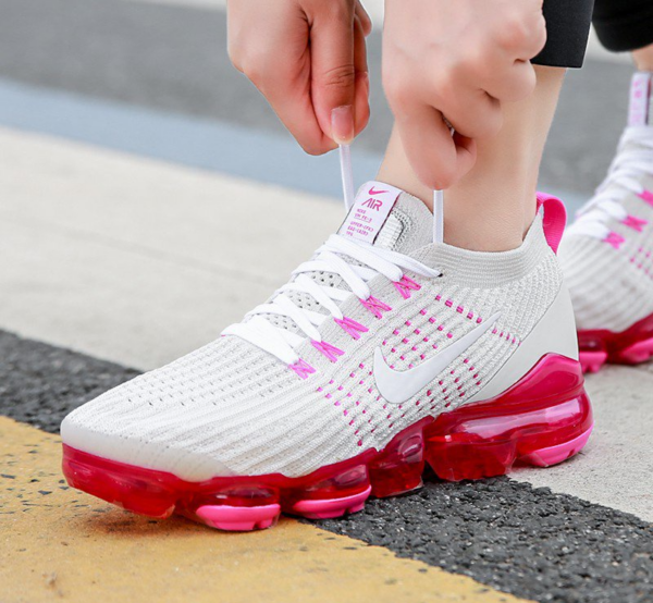 Giày Nike Wmns Air VaporMax Flyknit 3 'Pink Rise' AJ6910-005 - Ảnh 4
