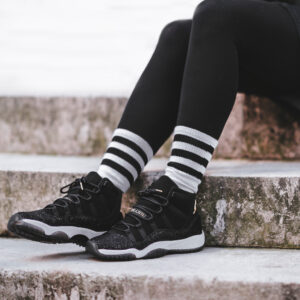 Alternative view of Giày Nike Air Jordan 11 Retro Heiress Black Stingray 852625-030
