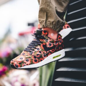 Alternative view of Giày Nike Air Max 1 Premium SE 'Floral Mowabb' 858876-003