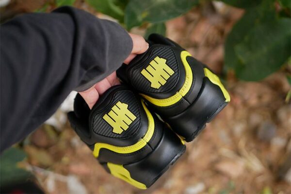 Giày Nike Undefeated x Air Max 90 'Black Optic Yellow' CJ7197-001 - Ảnh 6