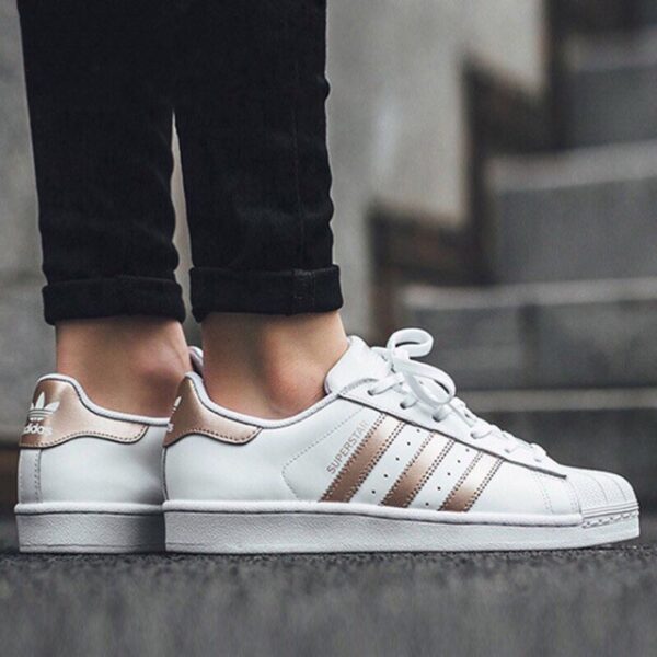 Giày Adidas Superstar 'White Metallic' CG5463 - Ảnh 4