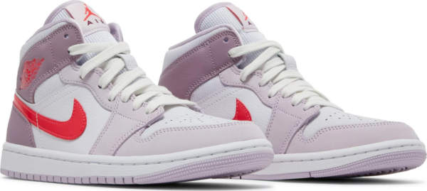 Giay Nike Air Jordan 1 Mid 'Valentine's Day' DR0174-500