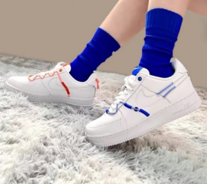 Giay Nike Air Force 1 'White and Safety Orange' DH4408-100