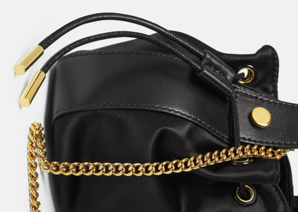 Túi Versace La Medusa Charm Bucket Bag Black 1000885-1A00958-1B00V - Ảnh 3