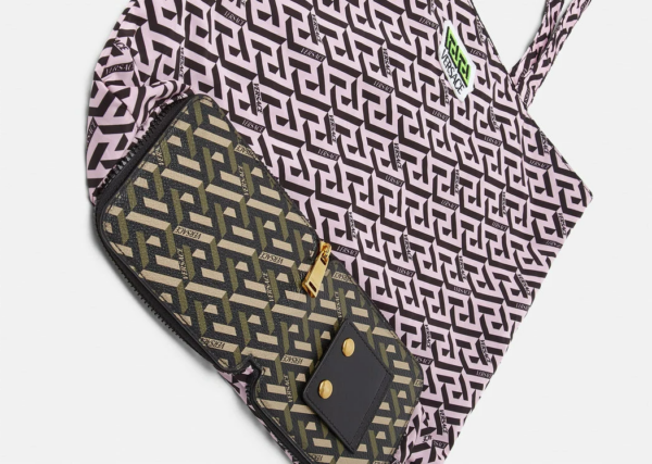 Túi Versace La Greca Signature Tall Tote Bag Black Pink 1001753-1A01443-5G16V - Ảnh 6