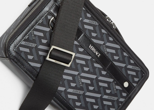 Túi Versace La Greca Signature Messenger Bag Black Gray 1001769-1A01444-5B05E - Ảnh 2