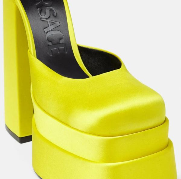 Giày Versace Medusa Aevitas Platform Pumps 1002005-DRA67-1Y02V - Ảnh 4