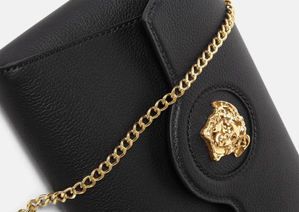 Túi Versace La Medusa Envelope Pouch Black 1003018-DVIT2T-1B00V - Ảnh 3