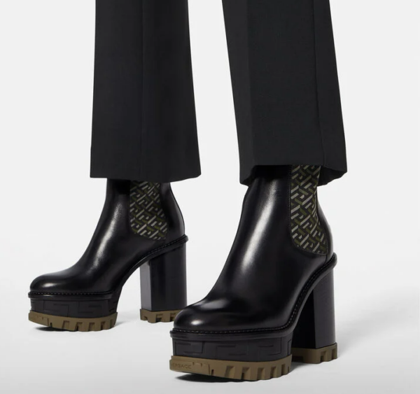 Giày Versace La Greca Signature Ankle Boots DST420Q-1A01735-5B15V - Ảnh 5