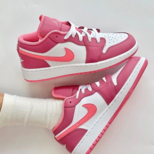 Giay Nike AirJordan 1 Low GS 'Desert Berry' 553560-616