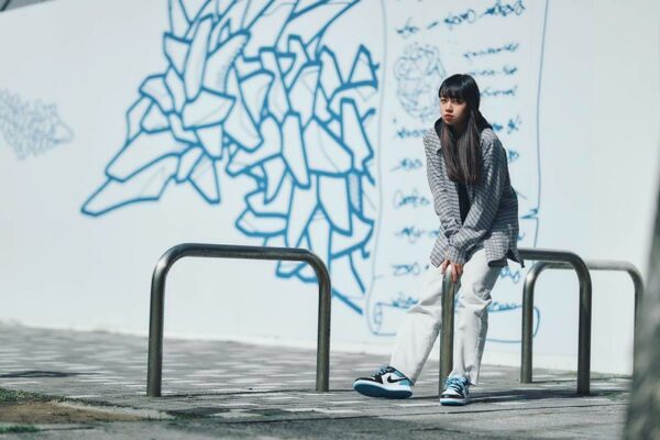 Giày Nike Air Jordan 1 Low 'Laser Blue' (GS) CT1564-004 - Ảnh 7