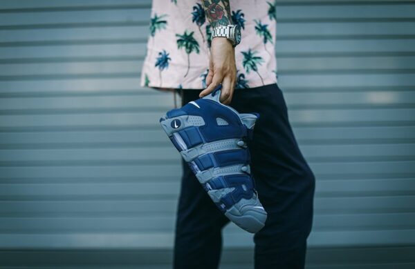Giày Nike Air More Uptempo 'Georgetown Hoyas' 921948-003 - Ảnh 5